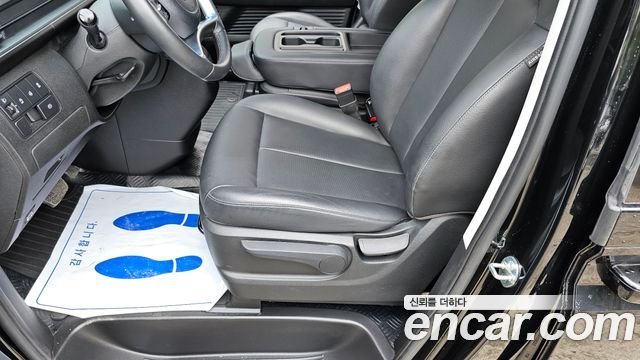 Hyundai Staria Cargo 3-Seater Modern 2023 — фото 19