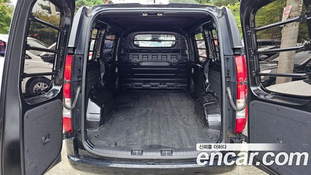 Hyundai Staria Cargo 3-Seater Modern 2023 — фото 20