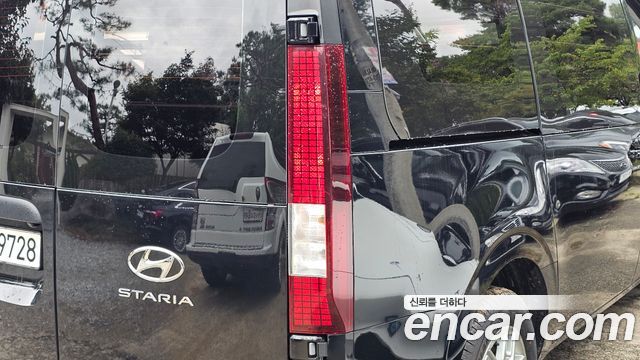 Hyundai Staria Cargo 3-Seater Modern 2023 — фото 23