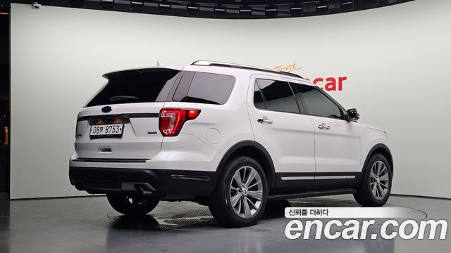 Ford Explorer 2.3 Limited 4WD 5th 2018 — фото 2