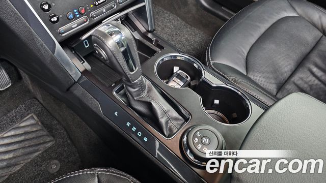 Ford Explorer 2.3 Limited 4WD 5th 2018 — фото 9