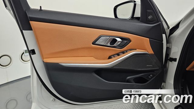 BMW 3 Series (G20) 320i M Sport 2024 — фото 24