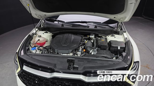 Kia Sportage (V) Diesel 2.0 4WD Signature Gravity 2022 — фото 6