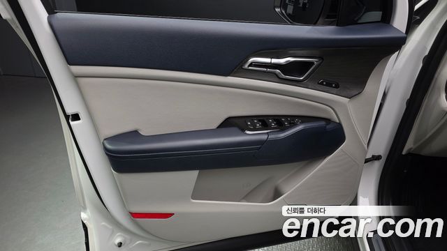 Kia Sportage (V) Diesel 2.0 4WD Signature Gravity 2022 — фото 24