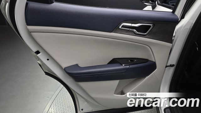 Kia Sportage (V) Diesel 2.0 4WD Signature Gravity 2022 — фото 25