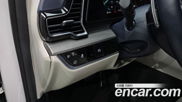 Kia Sportage (V) Diesel 2.0 4WD Signature Gravity 2022 — фото 34