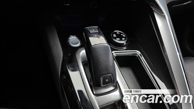 Peugeot 5008 (II) 1.6 BlueHDi Allure 2018 — фото 9