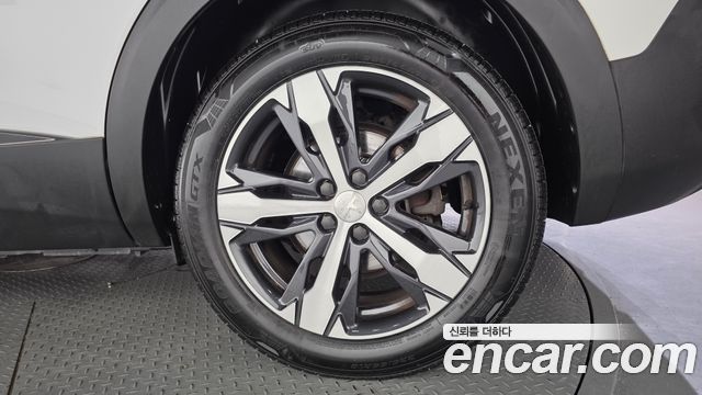 Peugeot 5008 (II) 1.6 BlueHDi Allure 2018 — фото 27