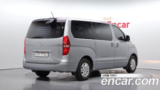 Hyundai Grand Starex Van 3-Seater Smart 2019 — фото 2