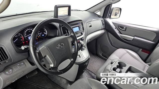 Hyundai Grand Starex Van 3-Seater Smart 2019 — фото 7