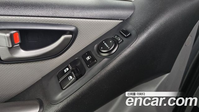 Hyundai Grand Starex Van 3-Seater Smart 2019 — фото 19
