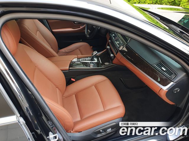 BMW 5 Series (F10) 528i xDrive 2015 — фото 2
