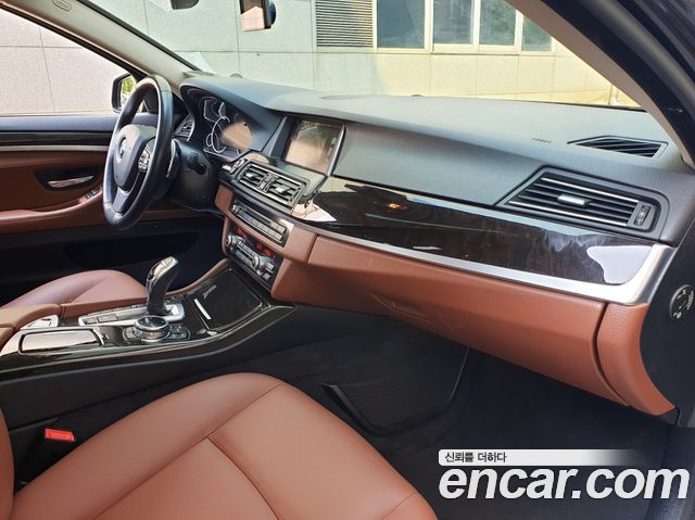 BMW 5 Series (F10) 528i xDrive 2015 — фото 5