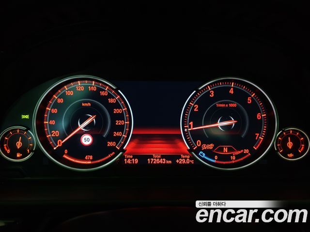 BMW 5 Series (F10) 528i xDrive 2015 — фото 9