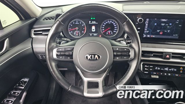 Kia K5 (III) 2.0 Prestige 2020 — фото 13