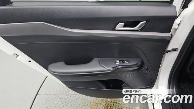 Kia K5 (III) 2.0 Prestige 2020 — фото 25