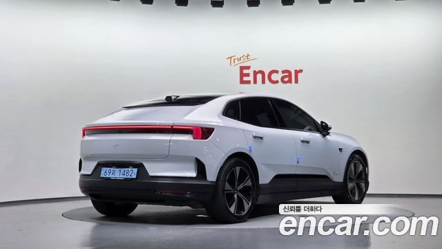 Polestar 4 Long Range Single Moter 2025 — фото 2