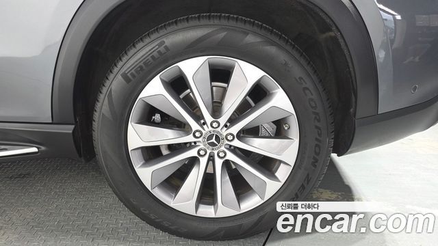 Mercedes-Benz GLE-Class (W167) GLE300d 4MATIC 2021 — фото 21