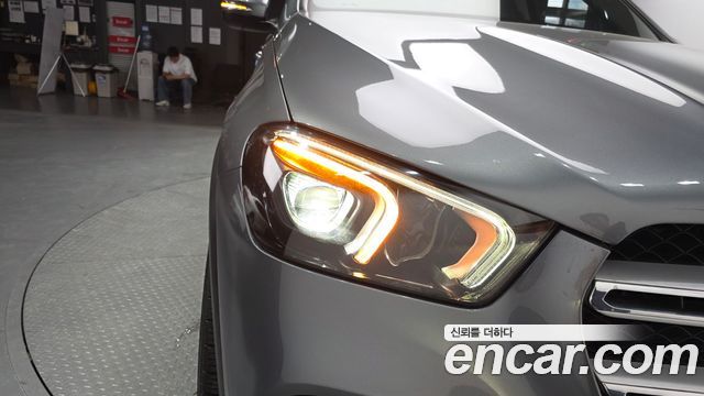 Mercedes-Benz GLE-Class (W167) GLE300d 4MATIC 2021 — фото 22