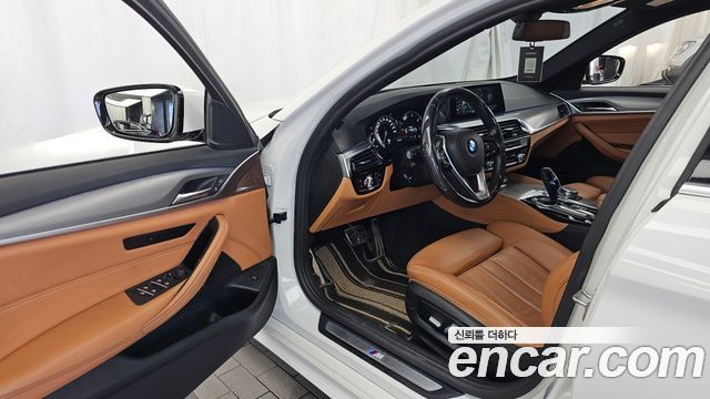BMW 5 Series (G30) 520d M Sport Special Edition 2018 — фото 10