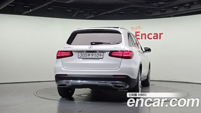 Mercedes-Benz GLC-Class (X253) GLC220 d 4MATIC 2018 — фото 4