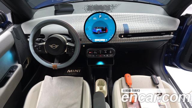 MINI Cooper Electric (IV) SE Favoured 2024 — фото 7