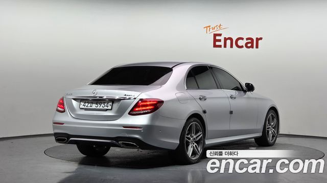 Mercedes-Benz E-Class (W213) E300 AMG Line 2019 — фото 2