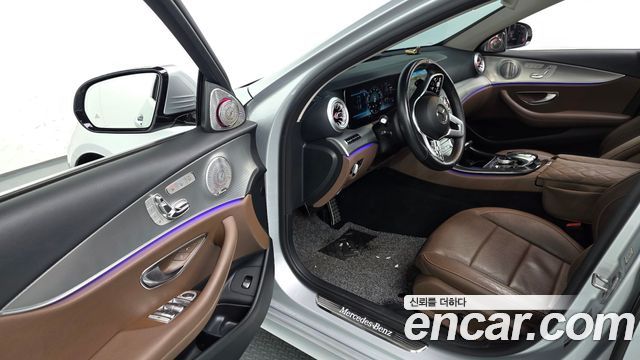 Mercedes-Benz E-Class (W213) E300 AMG Line 2019 — фото 10