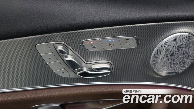 Mercedes-Benz E-Class (W213) E300 AMG Line 2019 — фото 31