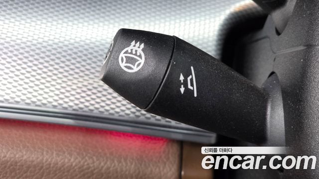 Mercedes-Benz E-Class (W213) E300 AMG Line 2019 — фото 32