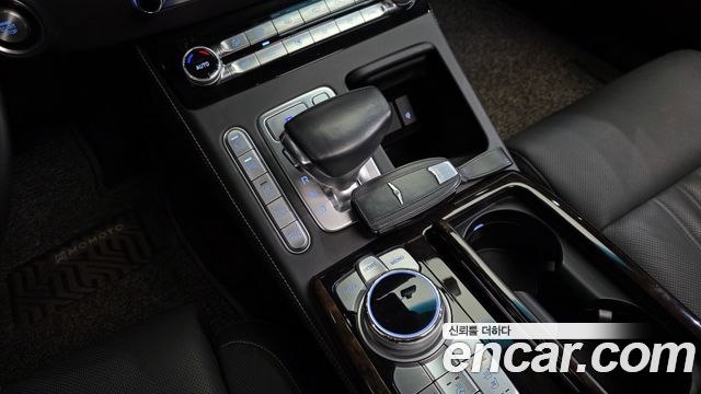Genesis G90 3.8 AWD Luxury 2019 — фото 9