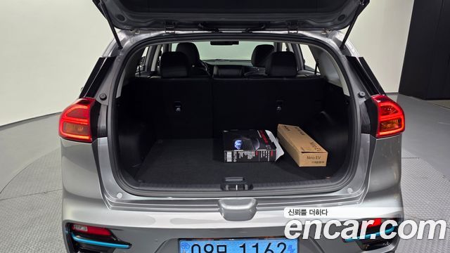 Kia Niro EV Noblesse 2022 — фото 20