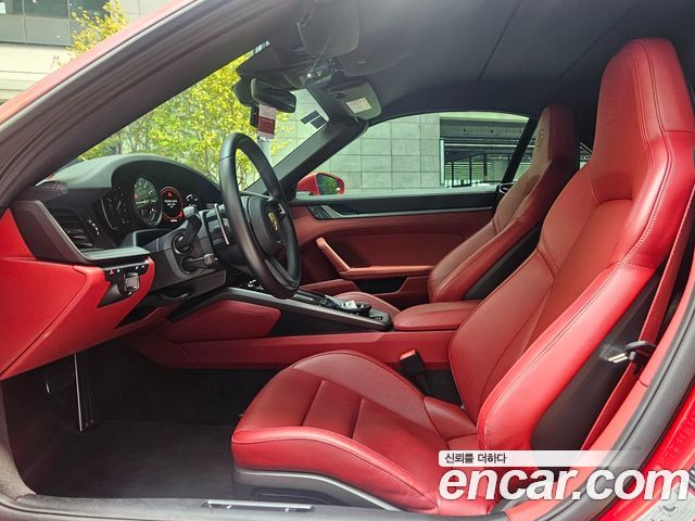 Porsche 911 (992) Carrera 4 Cabriolet 2023 — фото 7