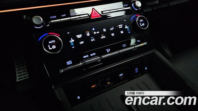 Hyundai Santa Fe (MX5) HEV 1.6 2WD Calligraphy 2024 — фото 18