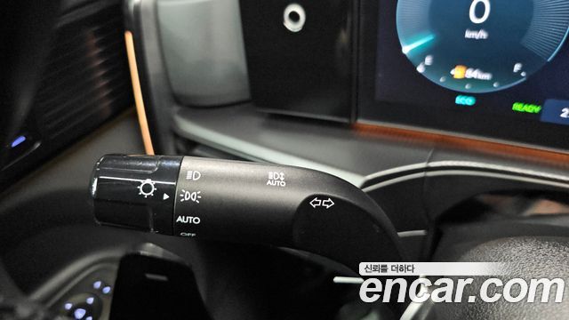Hyundai Santa Fe (MX5) HEV 1.6 2WD Calligraphy 2024 — фото 29