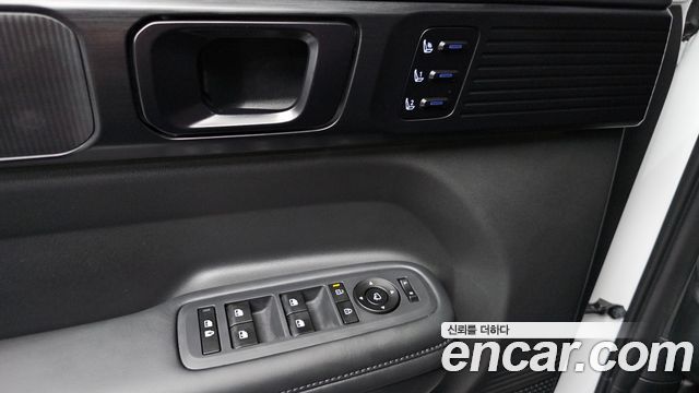 Hyundai Santa Fe (MX5) HEV 1.6 2WD Calligraphy 2024 — фото 33