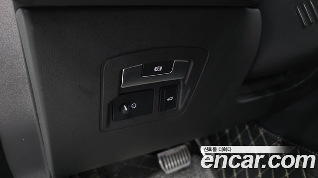 Land Rover Range Rover Velar 3.0 D300 R-Dynamic HSE 2019 — фото 29