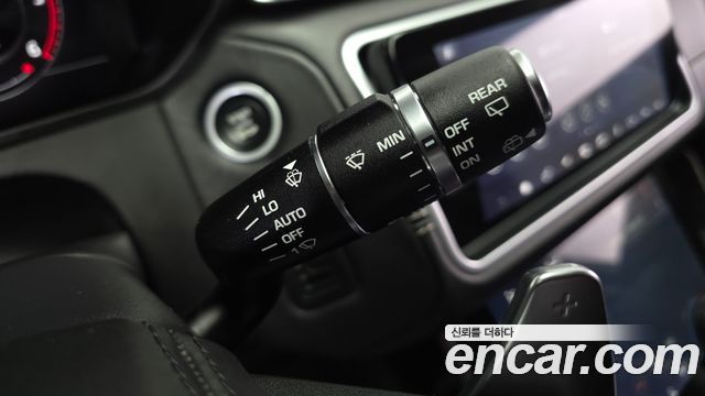 Land Rover Range Rover Velar 3.0 D300 R-Dynamic HSE 2019 — фото 32