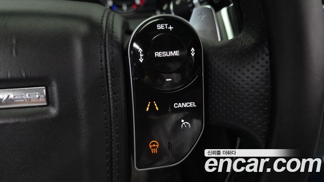 Land Rover Range Rover Velar 3.0 D300 R-Dynamic HSE 2019 — фото 33