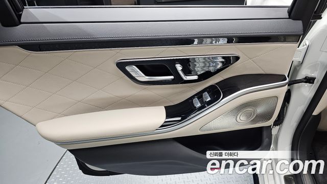 Mercedes-Benz S-Class (W223) S500L 4MATIC 2023 — фото 25