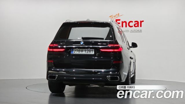 BMW X7 (G07) xDrive 40i M Sport 7STR 2024 — фото 4
