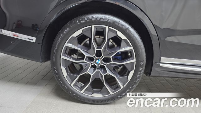 BMW X7 (G07) xDrive 40i M Sport 7STR 2024 — фото 5