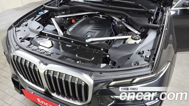 BMW X7 (G07) xDrive 40i M Sport 7STR 2024 — фото 6