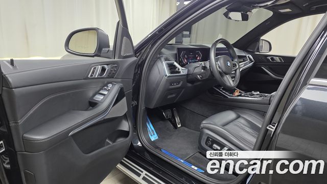 BMW X7 (G07) xDrive 40i M Sport 7STR 2024 — фото 10