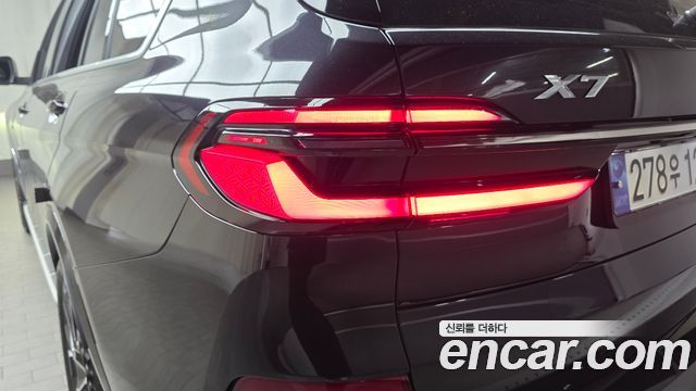 BMW X7 (G07) xDrive 40i M Sport 7STR 2024 — фото 23