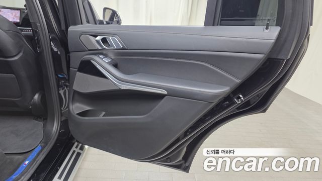 BMW X7 (G07) xDrive 40i M Sport 7STR 2024 — фото 25