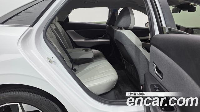 Hyundai Avante (CN7) 1.6 Inspiration 2021 — фото 11