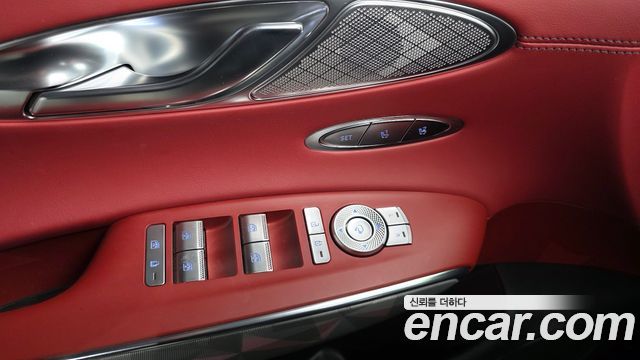 Genesis GV70 2.5T Gasoline AWD 2023 — фото 33