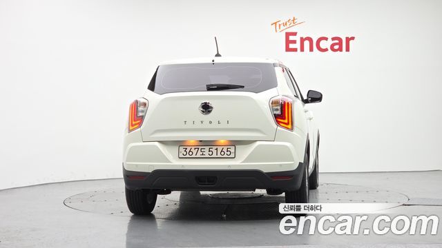 KG Mobility (SsangYong) Very New Tivoli Gasoline 1.5 2WD V1 2021 — фото 4