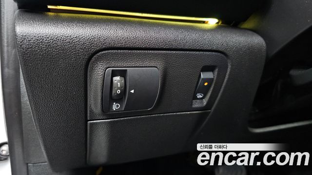 Renault Korea SM6 2.0 GDe LE 2016 — фото 14